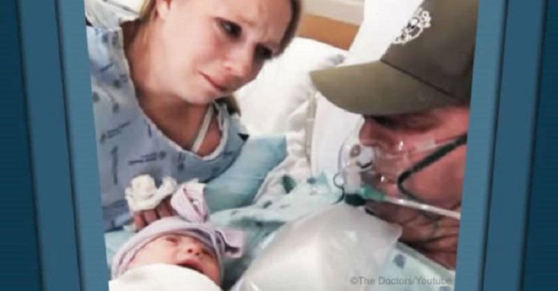 O femeie a nascut cu 15 zile mai devreme, pentru ca sotul bolnav de cancer sa-si cunoasca fiica