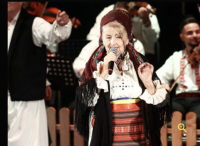 Doliu în lumea muzicii populare! O renumită interpretă din România s-a stins din viață la vârsta de 74 de ani