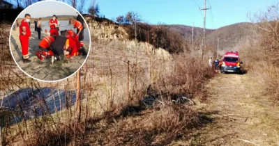 Tragedie! Două fetițe de 2 și 3 ani au căzut în apele înghețate – resuscitați și duși de urgență la spital!