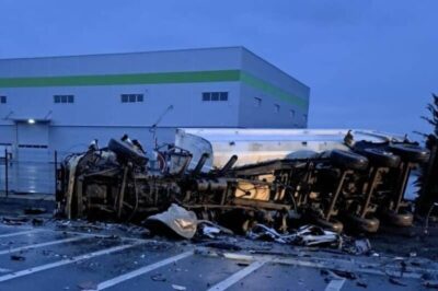 Accident dramatic pe DN 7 Deva – Arad: Două vehicule implicate într-o coliziune mortală cu incendiu și trafic blocat