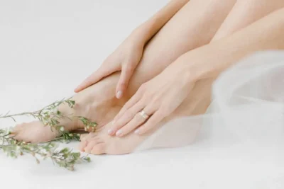 Îngrijirea călcâielor crăpate: Remedii naturale care fac minuni!