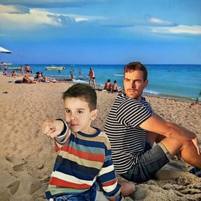 După ce și-a înmormântat soția, și-a dus fiul la mare… TATĂ, ACOLO E MAMA NOASTRĂ – UITĂ-TE! Tatăl s-a întors și a înghețat…