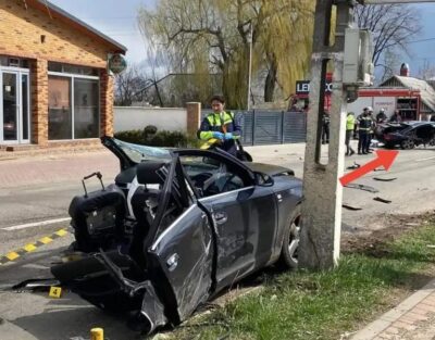 S-a urcat la volan fără permis și a MURIT la 23 de ani în accident !