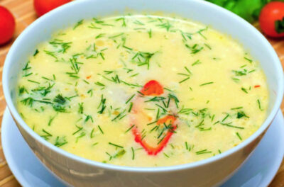 Ciorbă de pui á la grec. Ușor de făcut si din ingrediente sănătoase
