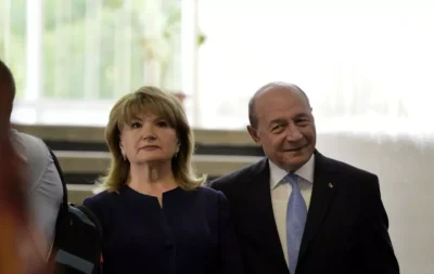 Povestea de dragoste dintre Traian Băsescu și soția lui, Maria. S-au îndrăgostit la prima vedere, sunt căsătoriți de 50 de ani și au împreună două fiice