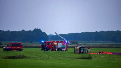Un balon cu aer cald cu 34 de persoane la bord s-a prăbușit, în Olanda. O persoană și-a pierdut viața, mai mulți răniți au ajuns la spital
