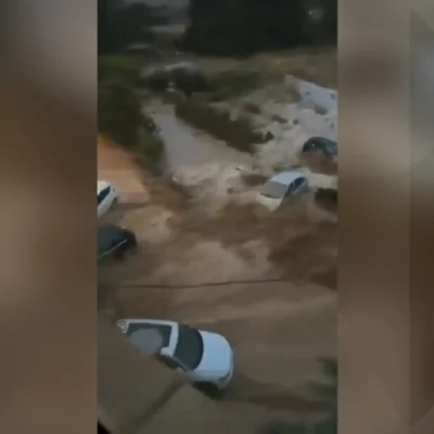 Alertă maximă în Spania: Furtuna Gabriela paralizează Estul țării, 500.000 de elevi fără școală și zeci de persoane salvate din ape!