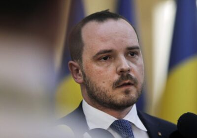 ȘOC ÎN SĂNĂTATE: CNAS DATORII URIAȘE de 11 MILIARDE lei, pacienții trimiși SĂ CUMPERE MEDICAMENTE din propriul buzunar!