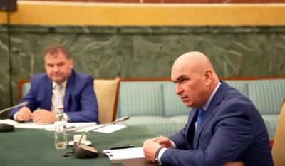 Guvernul vrea să concedieze 167.000 de bugetari, PSD blochează măsura – Coaliția în pragul colapsului!