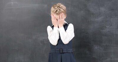 Tragedie la școală! O elevă a murit după ce profesoara a pus-o să facă asta pentru că a întârziat 10 minute