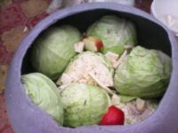 Ce înseamnă dacă varza face spumă. Pune urgent acest ingredient în butoi, altfel se strică toate murăturile