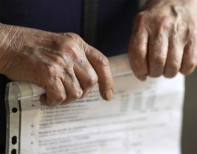 ALERTĂ pentru toți pensionarii din România! Din 1 ianuarie 2026 DISPAR 535 de lei din pensie în fiecare lună! Decizia OFICIALĂ care lovește MILIOANE de oameni