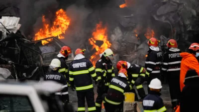 Tragedie fără margini! Au murit arși de vii în clădirea groazei. Imagini terifiante cu sacii de cadavre