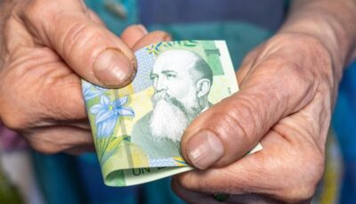 Veste uriașă pentru acești pensionari! Cine primește 400 de lei în plus pe lângă pensie chiar înainte de Paște