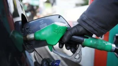 Veste uriașă pentru șoferi! Ce se întâmplă cu prețurile la benzină și motorină: Se dau banii înapoi cetățenilor!