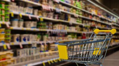 Adio, alimente ieftine! Ce se întâmplă cu prețurile imediat după Paște: Românii vor scoate mult mai mulți bani din buzunar!