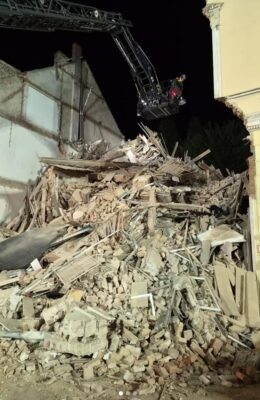 Destin frânt pentru Simona și Georgiana în Germania! Ce a făcut logodnicul cu 30 de minute înainte de explozie
