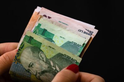 Bani de la stat în 2026! Condiția obligatorie ca să primești șomajul și greșeala care te lasă fără niciun leu