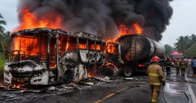 Tragedie imensă! 16 oameni au ars de vii după ce un autobuz s-a ciocnit cu o …
