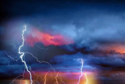 Cod galben de furtuni violente și ploi torențiale. După caniculă, ANM anunță fenomene meteo extreme