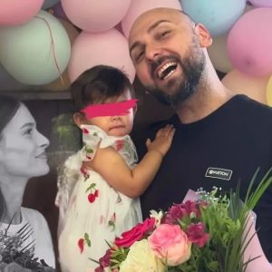 Detalii incredibile la mormântul Teodorei Marcu! Ce apare scris pe cavoul tinerei ucise sub privirile fetiței sale