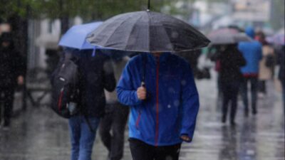 Vremea se răcește brusc! Scad temperaturile cu zece grade! Cod galben și portocaliu de furtuni cu grindină până joi, în mai multe județe