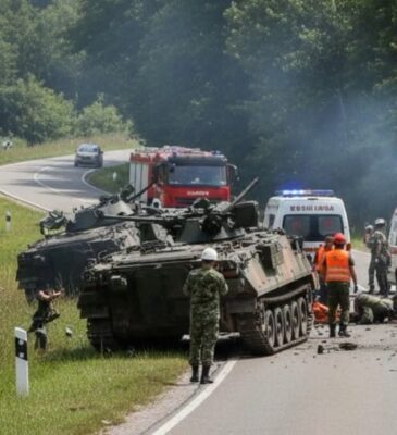 11 militari răniți în Sălaj, după ce trei blindate ale Armatei Române s-au ciocnit. În ce stare sunt victimele