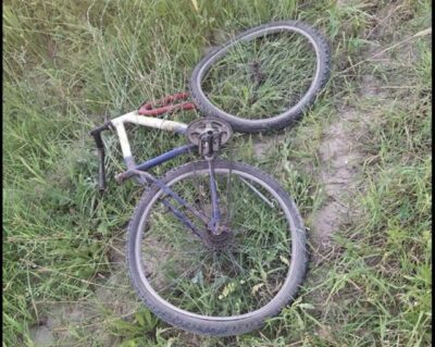 Accident teribil! Un copil de 13 ani, pe bicicletă, a decedat lovit de o mașină