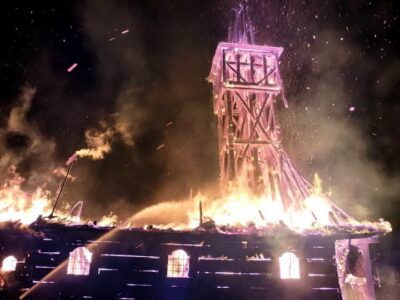 O biserică de 351 de ani a fost MISTUITĂ de un incendiu…