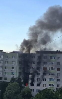 INCENDIU violent într-un bloc: 28 de persoane au fost evacuate după ce…