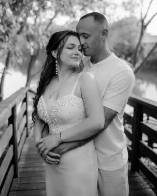 Tragedie în Grecia. Părinții și bebelușul au murit, fetița de șapte ani a rămas singură