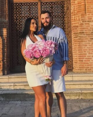 Robert a surprins pe toată lumea când a arătat CINE ESTE noua iubită…