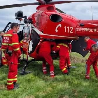 Tragedie în timpul unei expediții montane. Patru alpiniști s-au prăbușit în gol după ce coarda de asigurare a cedat. Ce au descoperit salvatorii ajunși la fața locului