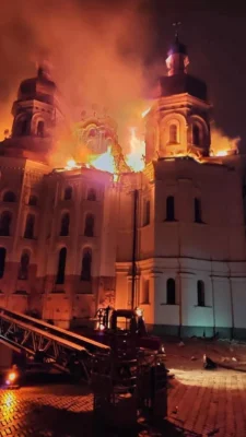 Un monument istoric de o importanță majoră a fost cuprins de flăcări după un atac violent. Bilanțul victimelor este cutremurător și a șocat întreaga lume