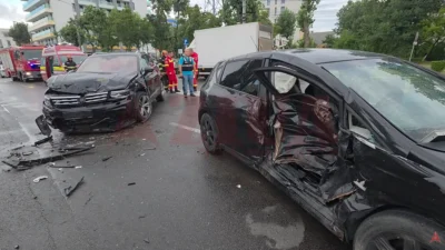 Accident rutier la intrarea în stațiunea Mamaia. Cinci persoane implicate, printre care și doi copii