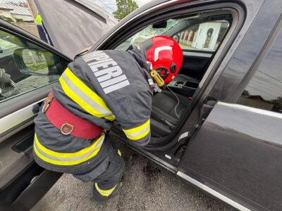 Sfârșit tragic pentru un fotbalist din Argeș! Mașina în care se afla s-a izbit de un stâlp, iar tânărul nu a mai avut nicio șansă