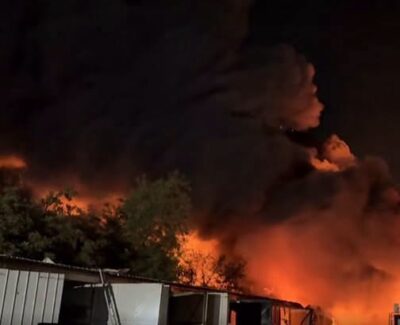 Incendiu puternic în Sectorul 1 al Capitalei. 20 de autospeciale au fost mobilizate, iar populația a primit mesaj RO-Alert