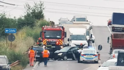 Impact violent pe Centura Capitalei, la Cățelu. Două autoturisme s-au ciocnit, iar traficul este îngreunat