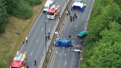 Accident grav în Marea Britanie! Șapte persoane au murit, printre care doi polițiști