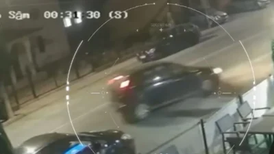 Urmărire ca-n filme în Timiș! Un șofer beat și fără permis a lovit o mașină și a proiectat-o într-o terasă