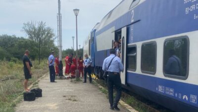 Tânără de 19 ani, lovită de tren în gara Mangalia! Avea căștile în urechi în momentul accidentului