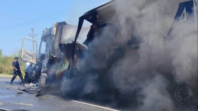 Accident devastator pe DN 58, în Caraș-Severin. Un șofer a murit carbonizat