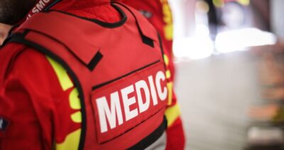 Deflagrație puternică într-un bloc de locuințe din Galați. Trei persoane au avut nevoie de îngrijiri medicale
