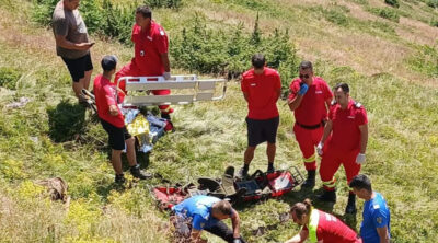 Sfârșit tragic în Munții Grohotiș. Un bărbat și-a pierdut viața în timp ce culegea afine