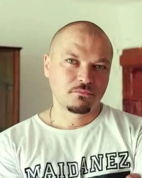 Un copil de șase ani a căzut de la etajul al doilea în Capitală. Băiatul este nepotul cântărețului Puya