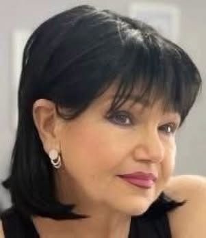 Doliu la Liceul „Alexandru cel Bun” din Botoșani. Directoarea Mihaela Cornelia Achihăiței s-a stins din viață la 59 de ani