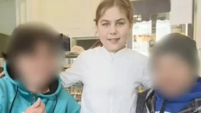 Părinții biologici ai Marinei au aflat de la televizor că fiica lor de 10 ani a murit lovită de mașină. Fetița se afla în plasament de 2 ani