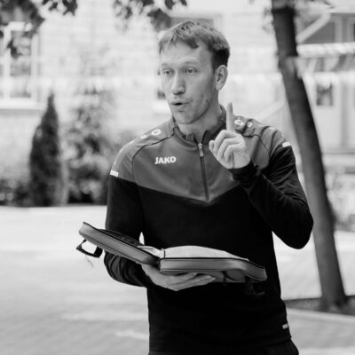 Tragedie uriașă! Arbitrul Gheorghe Moldovan și-a pus capăt zilelor la doar 30 de ani. MOTIVUL pentru care a recurs la gestul extrem și ULTIMUL MESAJ transmis: „Din cauza soției mele am ajuns…”