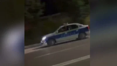 Haos în Sectorul 3. Polițiștii au fost atacați cu pietre și sticle de petrecăreții la care au intervenit