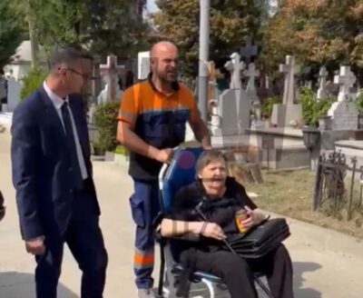 Primele imagini de la înmormântarea Ancăi Pandrea. Actrița a fost condusă pe ultimul drum de familie și prieteni
